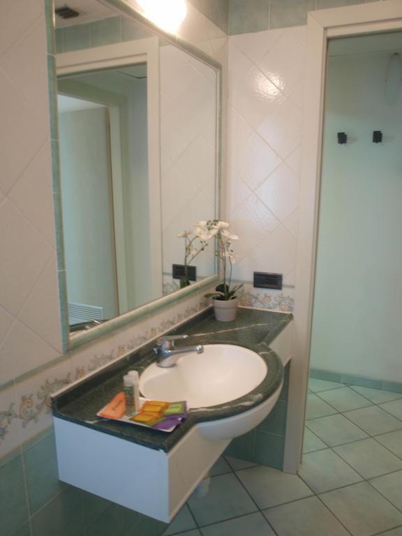 Residence Villa Dei Pini Rimini Exteriér fotografie